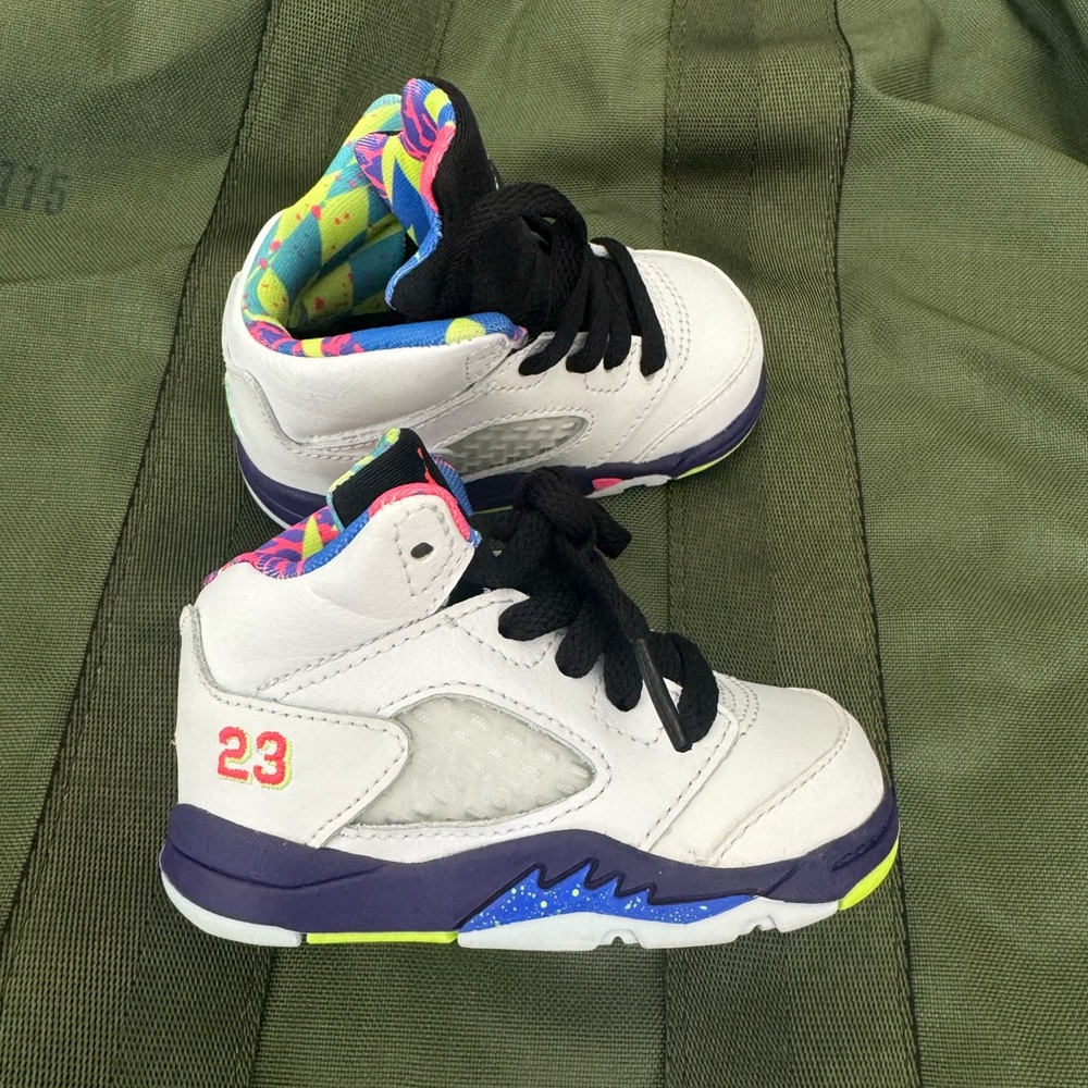 Toddler 4c gently used Jordan sneakers.